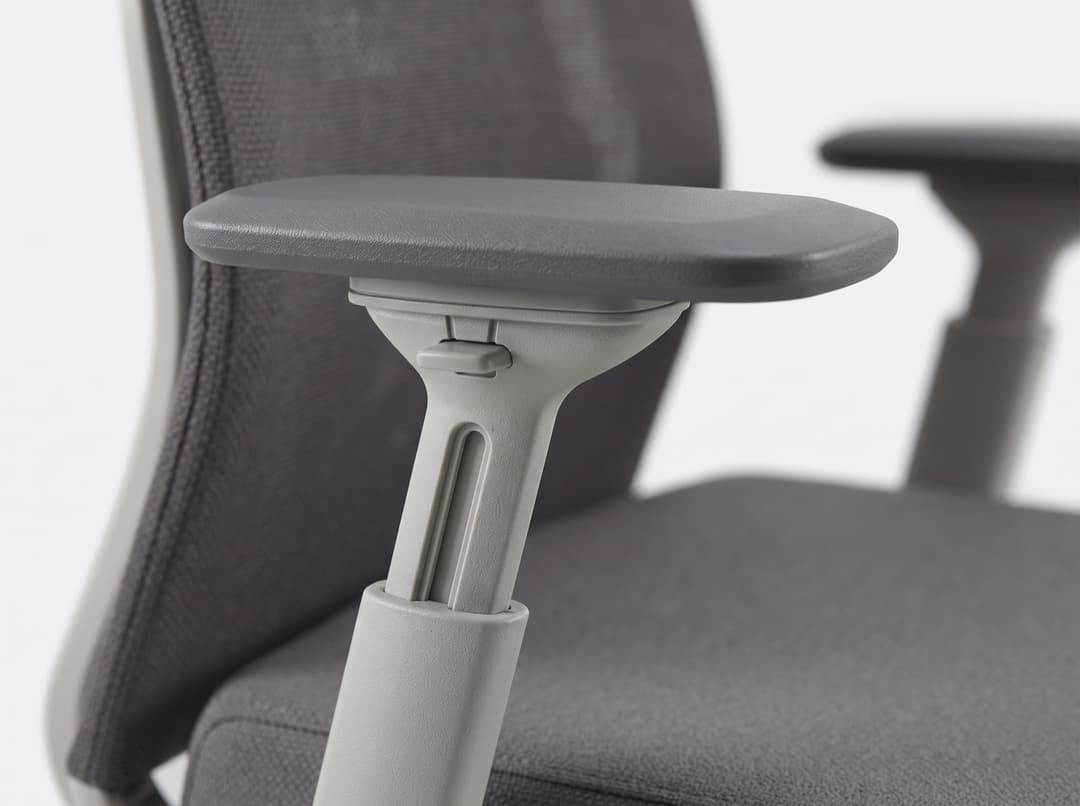 Ergonomische bureaustoel Pure OS1 — Armleggers die meebewegen